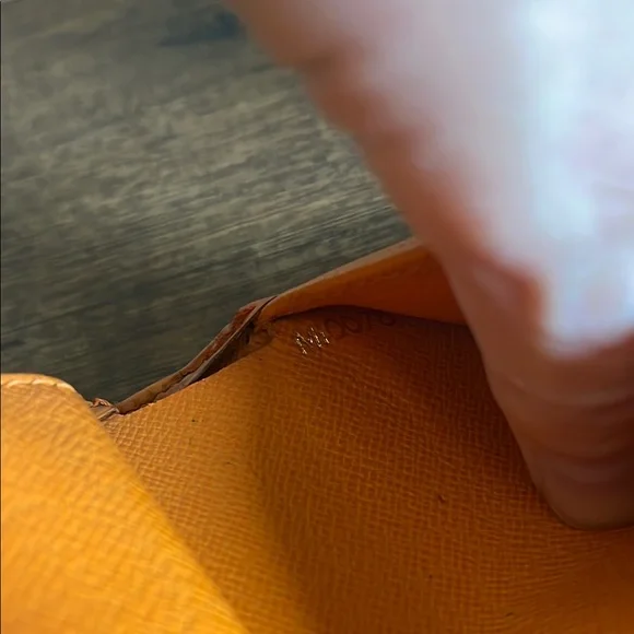 Louis Vuitton Orange Epi Bifold Wallet - Picture 12 of 15